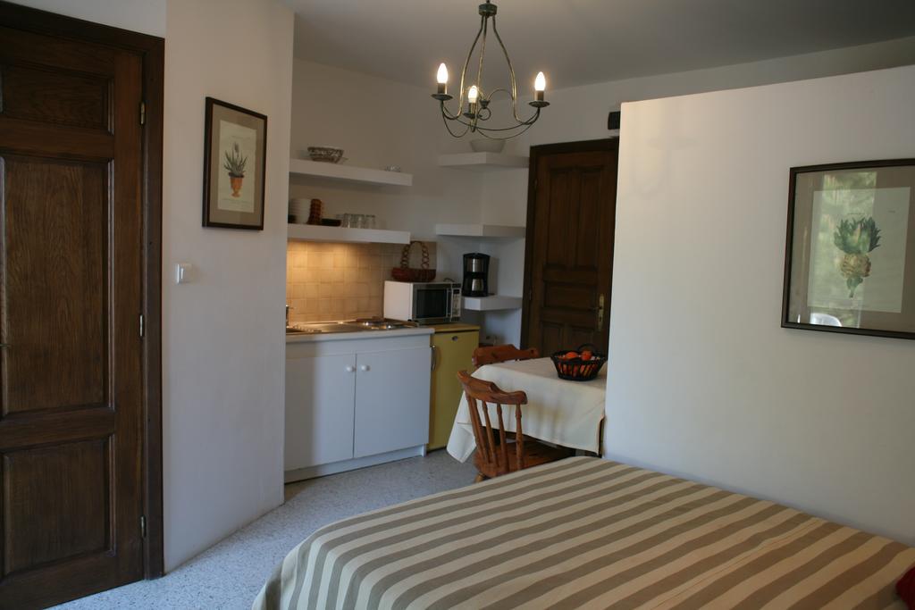 Residence Les Mandariniers Hyeres Room photo