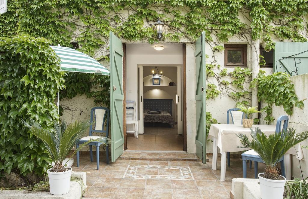 Residence Les Mandariniers Hyeres Exterior photo